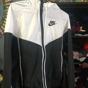 Nike Womens Windbreaker